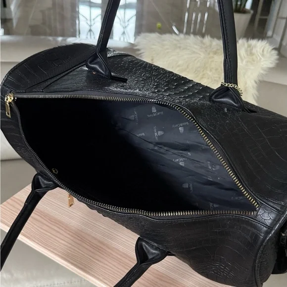 Luxurious Black Crocodile-Embossed Men's Duffel Bag Set - Picture 6 of 15